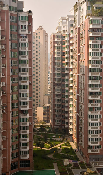 Guiyang urbanisation: Very tall residential apartment buildings in Guiyang 