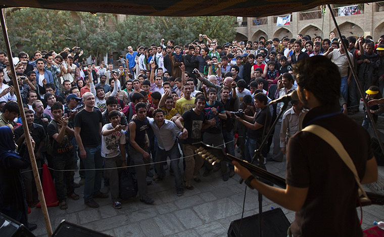 FTA: Ahmad Masood: An Afghan rock musician performs in front of a cheering crowd 