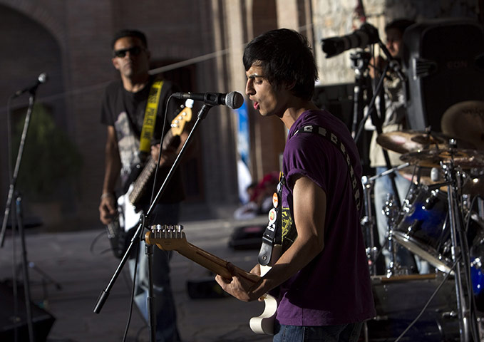 FTA: Ahmad Masood: Afghan rock musician Sulyman Qardosh from the band Kabul Dreams performs