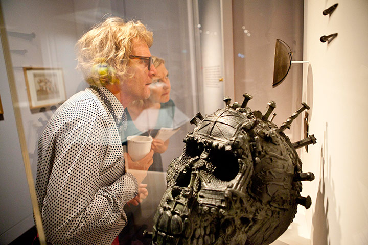 Grayson Perry: Grayson Perry, Head of a Fallen Giant, 2008