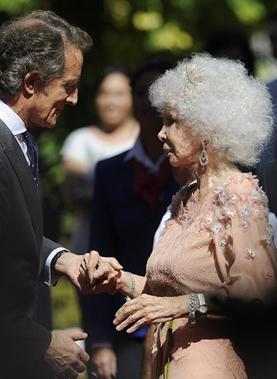 Spain's Duchess of Alba: Spain's Duchess of Alba and her husband Alfonso Diez