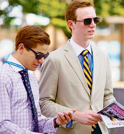 torygetthelook: Contrast collar