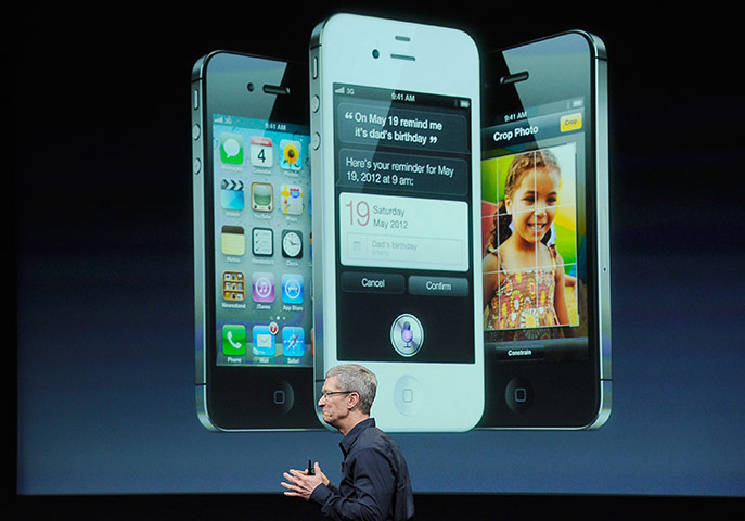 Week in Business: New Apple CEO Tim Cook Introduces iPhone 4s