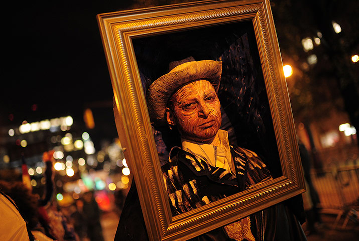 New York Halloween parade: A man dressed as Vincent van Gogh