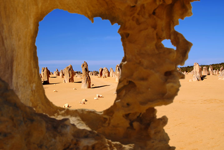 Tourism Western Australia: Rocky pinnacles in Nambung national park