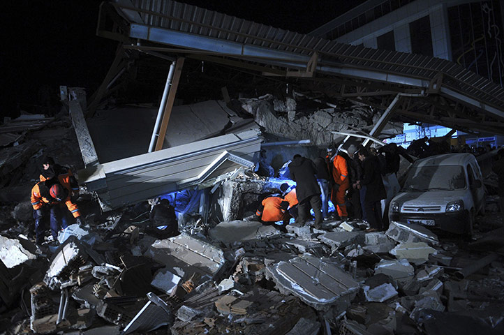 Turkey Earthquake: Rescue workers search for survivors at a building in Van, eastern Turkey