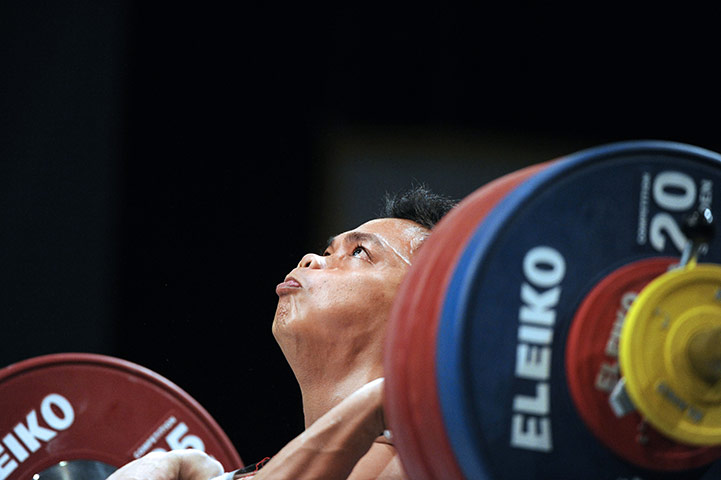 Weightlifting faces: Indonisia's Eko Yuli Irawan - 62 kg men's weight class 