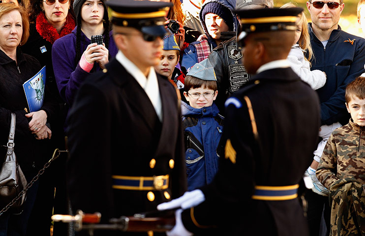 US Remembrance Day: President Obama Attends Wreath Laying Ceremony At The Tomb Of The Unknowns