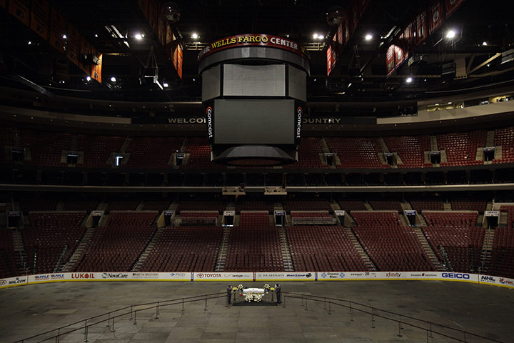 24 Hours: Boxing great Joe Frazier lies in repose at the Wells Fargo Center
