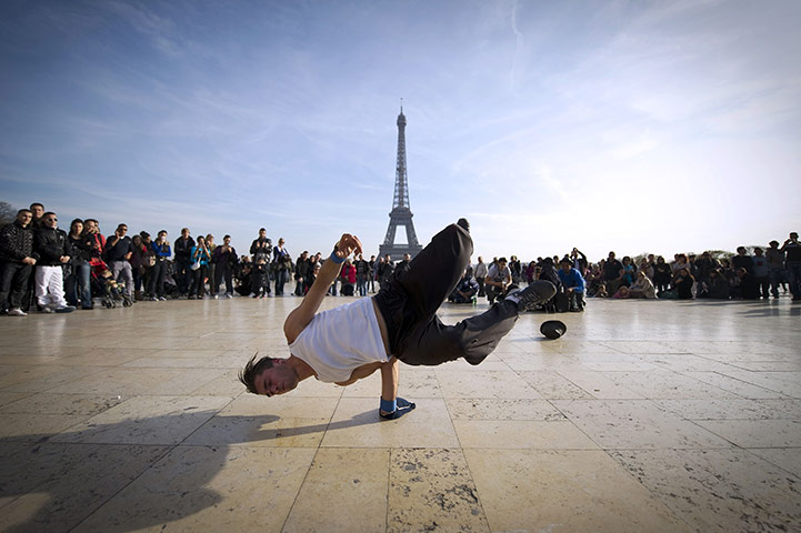 24 hours in pictures: Paris, France