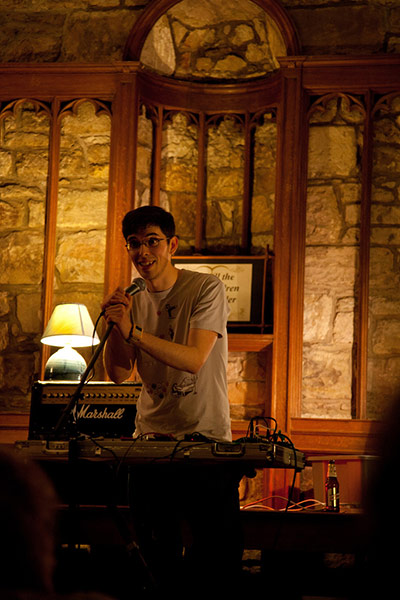 Your Gig Pictures: Jonnie Common of Flamin' Hott Toadzzz