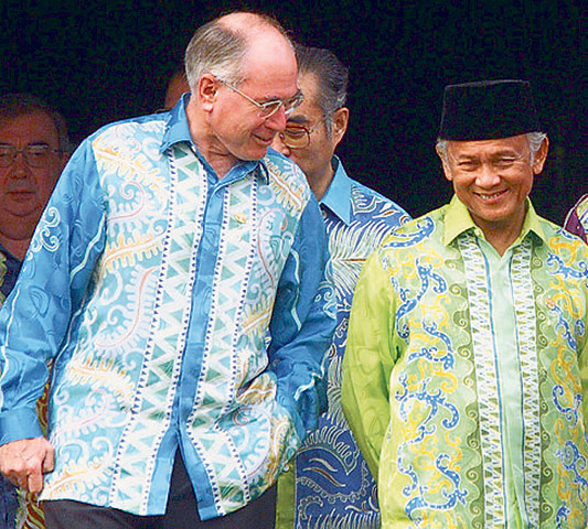 Apec fashion: Apec fashion: Malaysia, 1998