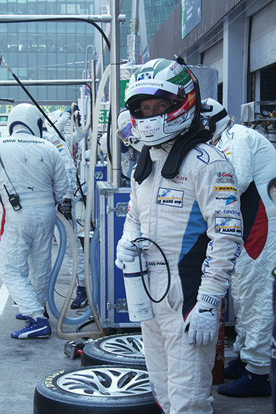 ILMC : An expectant Andy Priaulx waits for his stint in the BMW M3