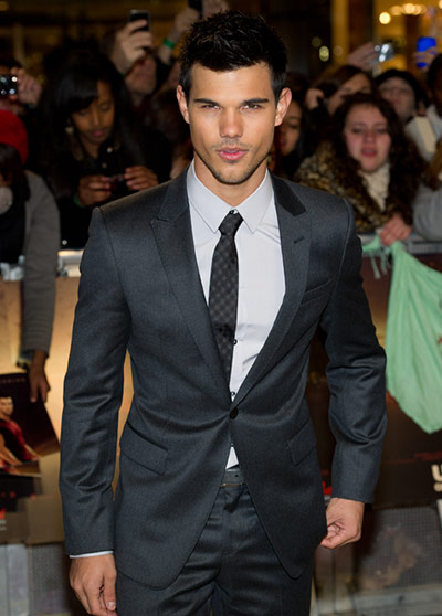 Twilight London premiere: The Twilight Saga: Breaking Dawn Part 1 - UK Premiere