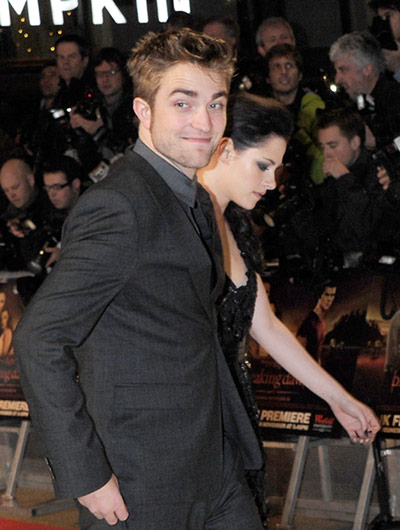 Twilight London premiere: The Twilight Saga: Breaking Dawn Part 1 - UK Premiere - Inside Arrivals