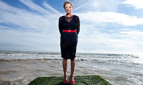Estela Welldon on Brighton beach.