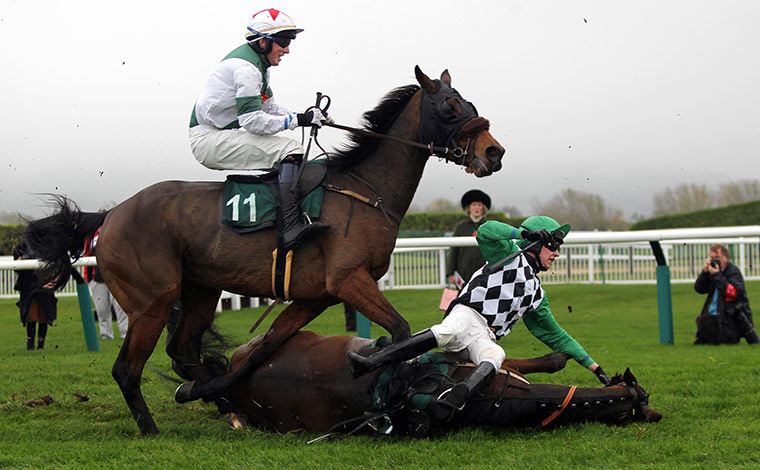 Sport pics of the week: Kieron Edgar tries to steer Frosted Grape away from Bescot Springs