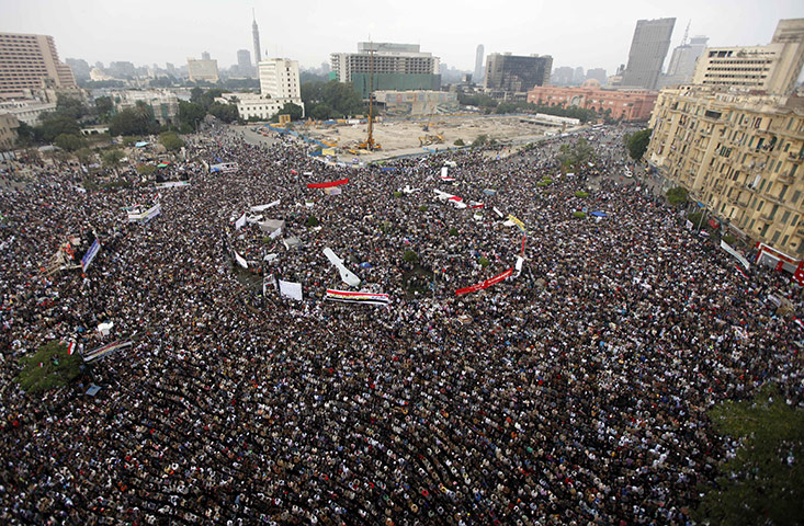 protests in cairo: Thousands of Egyptian protesters gather in Tahrir Square