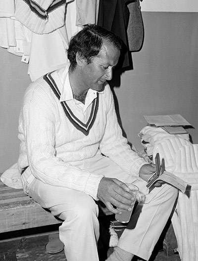 Basil D'Oliveira: Basil D'Oliveira Wins The Man Of The Match Award