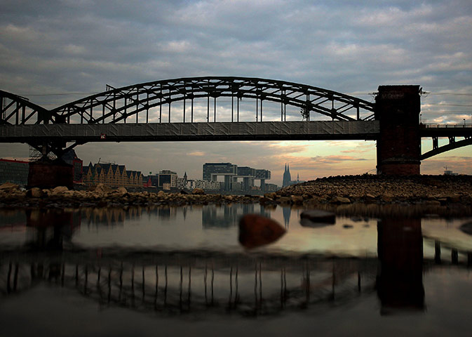 24 hours in pictures: The Suedbruecke bridge is reflected in the Rhine 