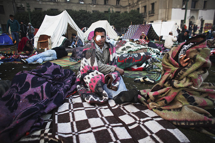 Egypt protests day 6: An injured protester wakes up in Tahrir Square