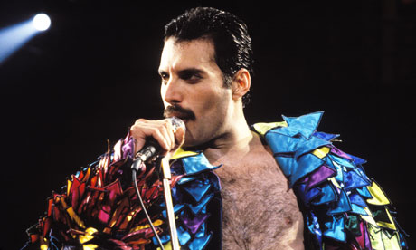 Freddie-Mercury-of-Queen-007.jpg