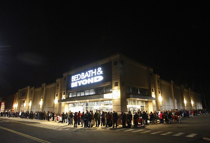black friday: Shoppers queue around the Target store in Torrington, Connecticut 
