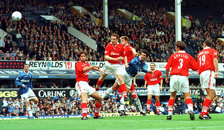 Gary Speed career: Gary Speed scores for Everton against Barnsley in 1997