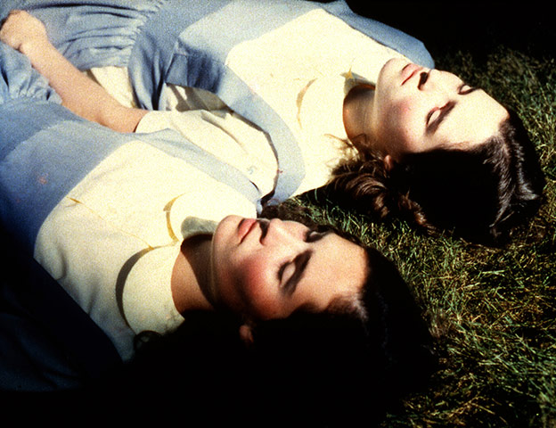 Exhibitionist 0511: Alice in Wonderland