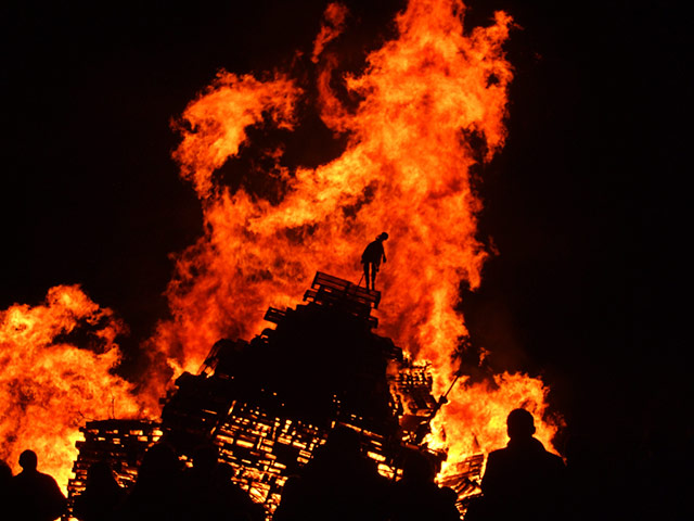 In pictures: Bonfire: Alveston bonfire