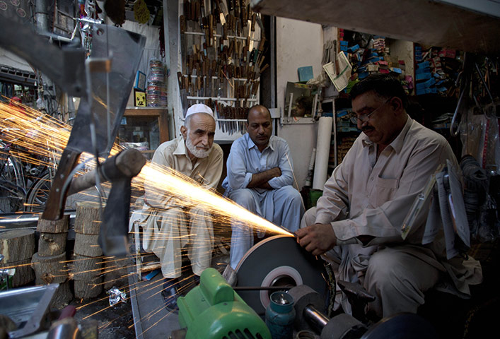 Eid-al Adha: Sharpening knives