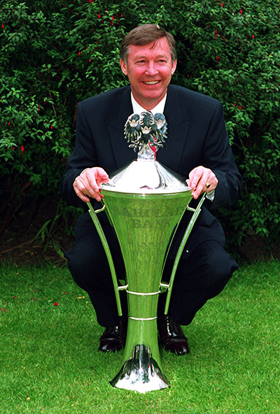Fergie's 25 years: Alex Ferguson wins his first Barclays Manager of the Year Award in 1993