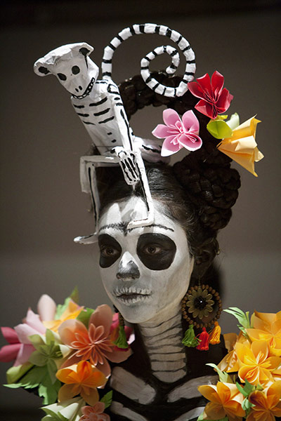 24 hours: A Mexican woman is dressed as La Catrina