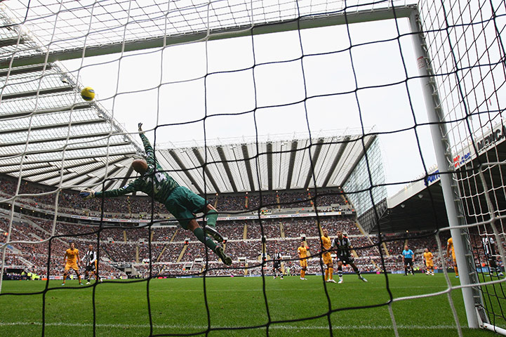 football2: Newcastle United v Everton - Premier League