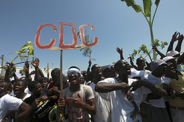 Liberia violence: Supporters of presidential challenger Winston Tubman protest in Monrovia