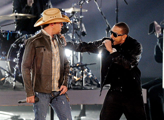 Grammy nominations: Jason Aldean, nominated for best country album, on stage with Ludacris