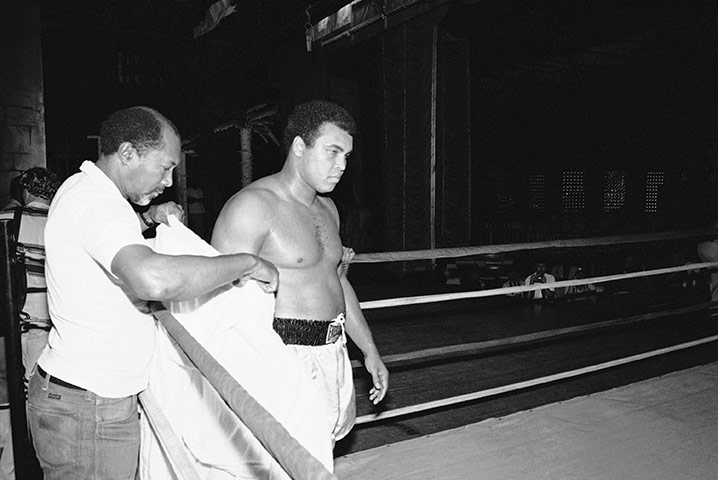 Drama in Bahama: Ali training before the fight with Trevor Berbick