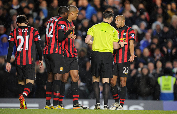 Chelsea v Man City: Man City's Clichy complains as he is sent off