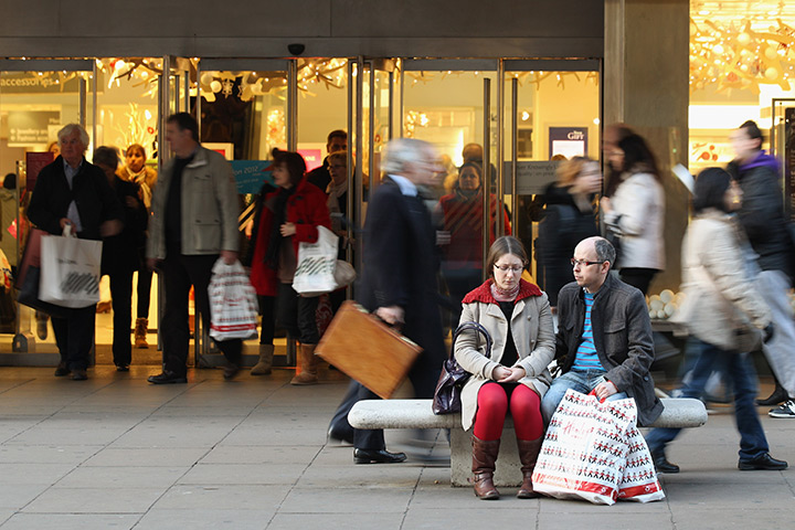 Week in Business: Consumers peruse the shops on Oxford Street