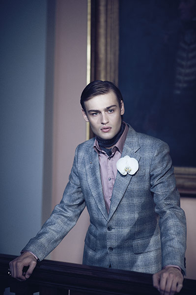 Douglas Booth fashion: Check jacket