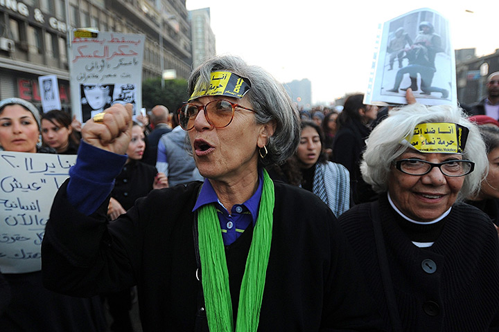 women protest in cairo: Women protest in Cairo