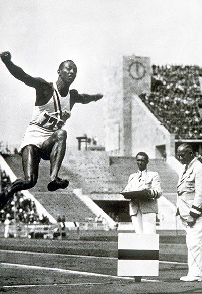 Jesse Owen: Jesse Owens in the long jump at the 1936 Olympic games