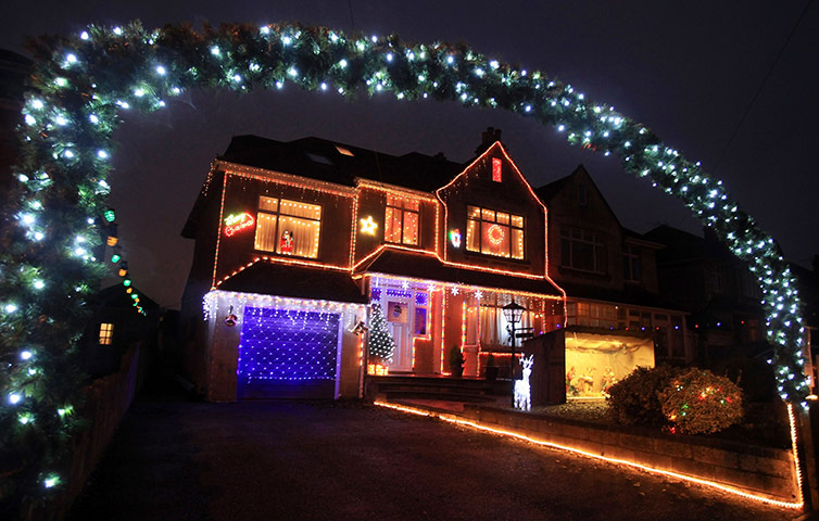 Christmas House Lights: Britain lights up for Christmas