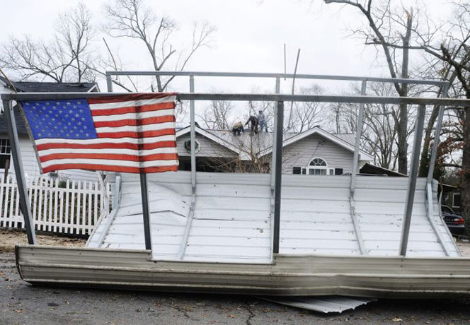 24 hours in pictures: carport roof