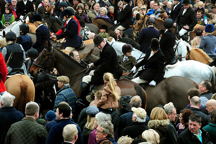 boxing day hunts: Atherstone Hunt riders