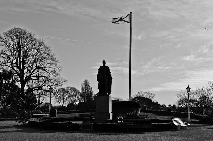 Guardian Camera Club: Marek Kunysz participates in the photographing your area assignment