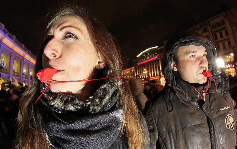 russia elections: protest against vote rigging in St. Petersburg 