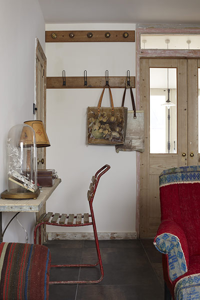 Brighton house: desk and hooks