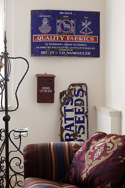 Brighton house: signs