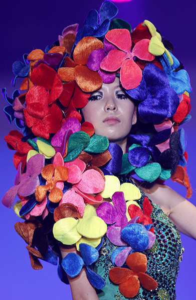 Korea Hair Collection : A model presents a creation during the 2012 Korea Hair Collection in Seoul